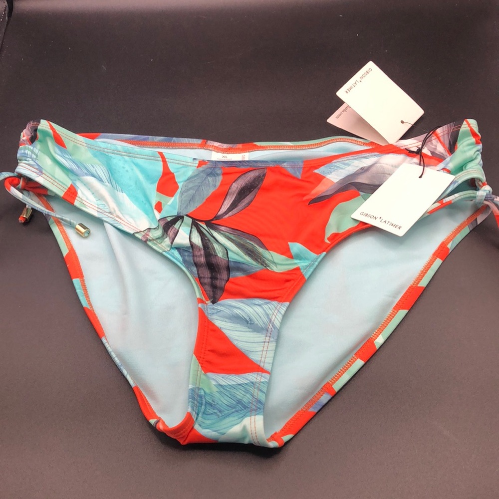 Gibson Latimer bikini bottom. Size XL. NWT. Dillards brand. RN 52419.